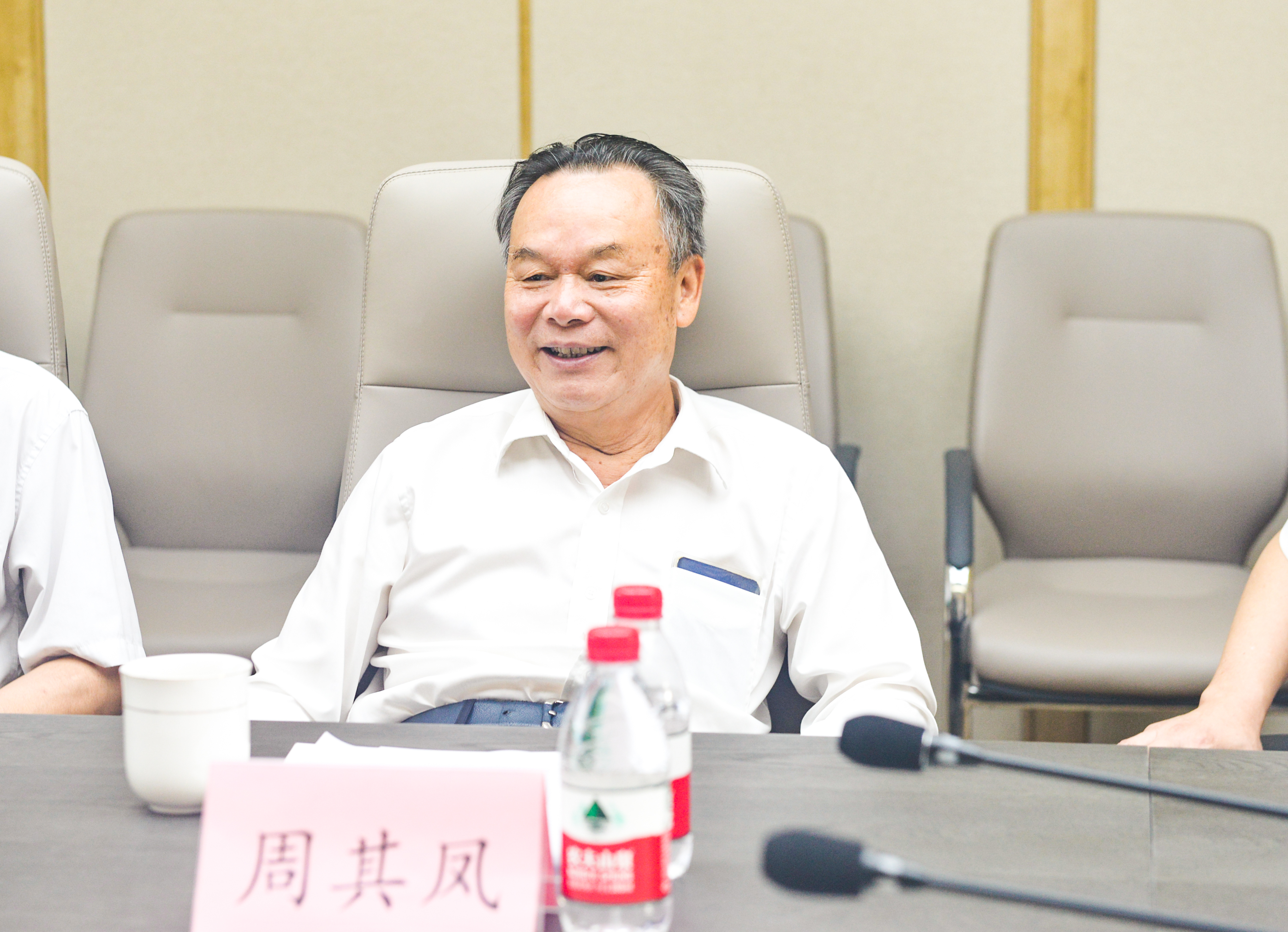 DSC_8108.JPG DSC_8108.JPG